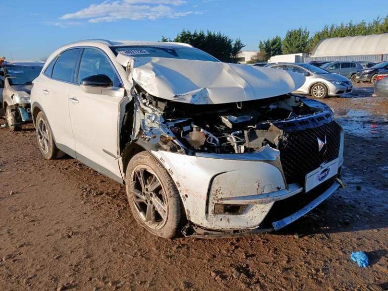 BREAKING DS 7 CROSSBACK 1.6 PETROL 2019 STOCK NUMBER WY81