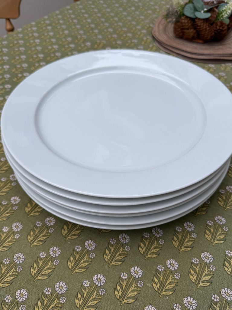 6 Large 32cm White Dinner plates