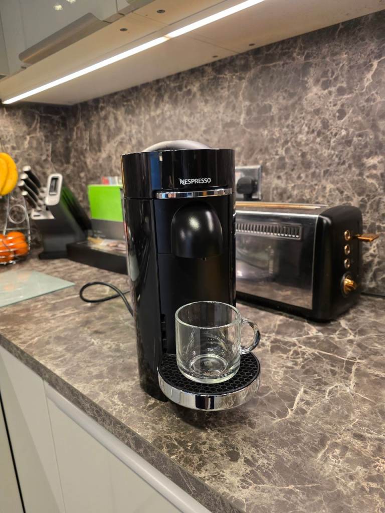 NESPRESSO VERTUO PLUS COFFEE MACHINE FOR SALE