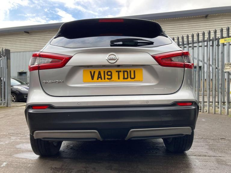 2019 Nissan Qashqai 1.3 DiG-T N-Connecta 5dr HATCHBACK PETROL Manual