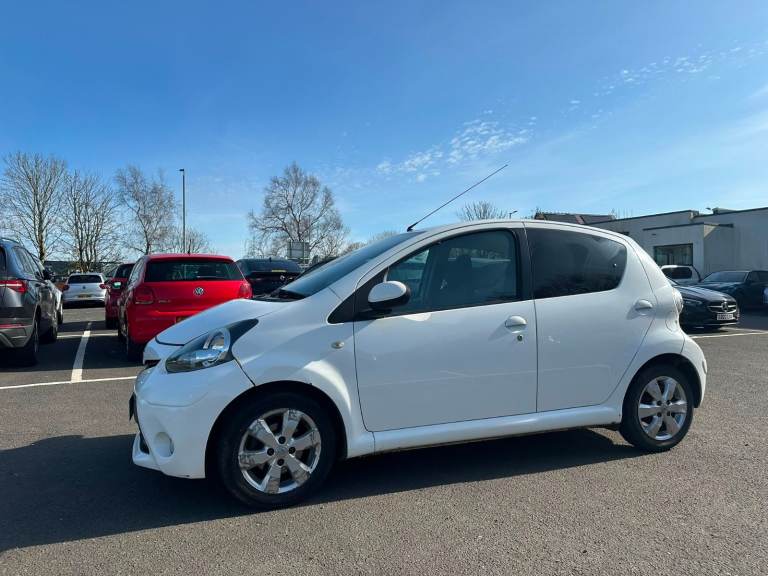 Toyota, AYGO, Hatchback, 2012, Manual, 998 (cc), 5 doors