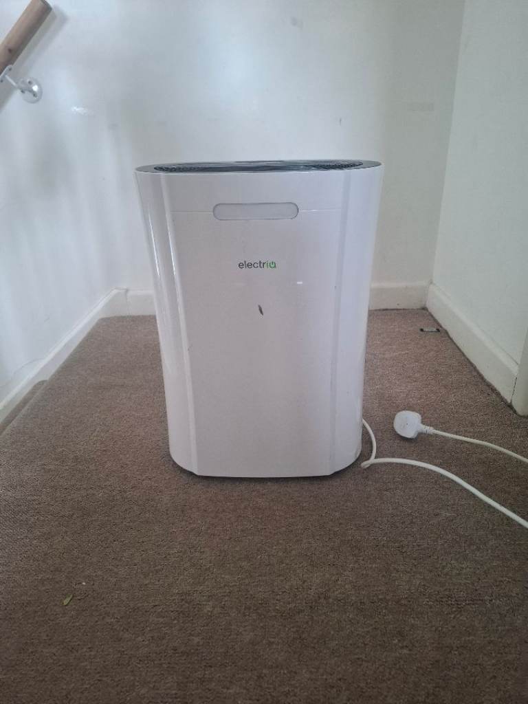 Dehumidifier 