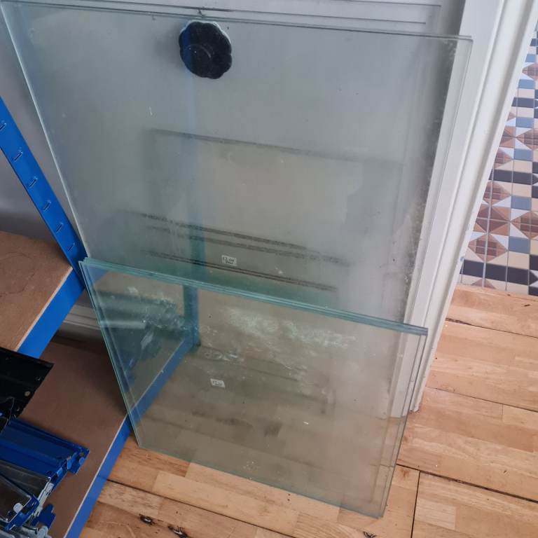 Vivarium glass doors