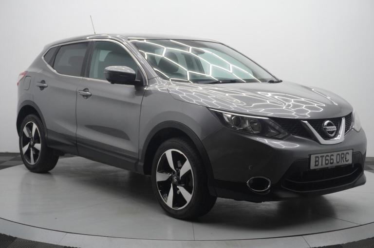 NISSAN QASHQAI 1.6 dCi N-Connecta XTRON 2WD Euro 6 (s/s) 5dr 2016
