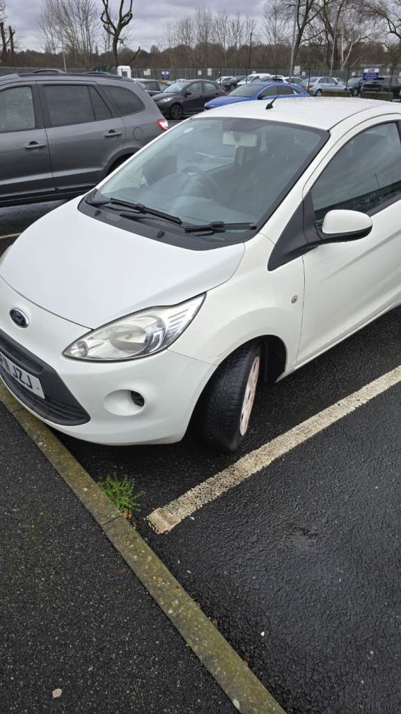 Ford, KA, Hatchback, 2011, Manual, 1242 (cc), 3 doors