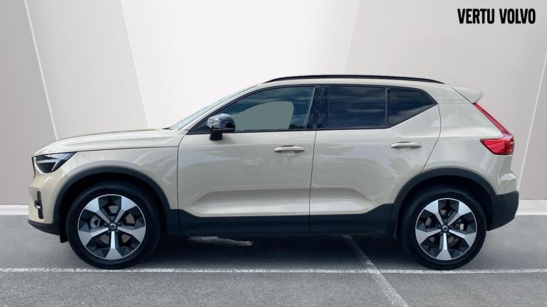 2025 Volvo XC40 2.0 B3P Plus Dark 5dr Auto Petrol Estate Estate Petrol Automatic