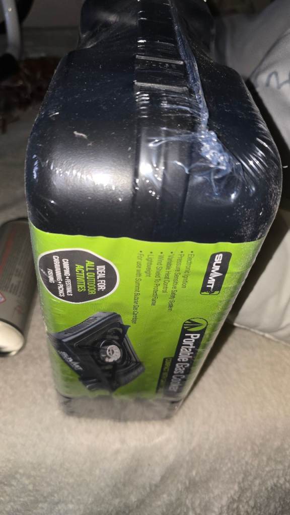 New Summit Portable Gas Cooker with Butane Fuel Canisters
