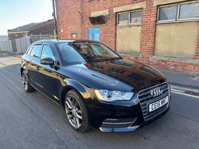 2015 Audi A3 2.0 TDI Technik Sportback / S3 Alloys / Euro 6 