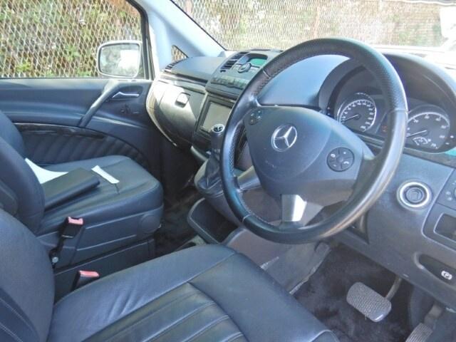 2011 Mercedes-Benz V-Class 2011 V350 AUTOMATIC * FULL LEATHER INTERIOR * LOW MILEAGE * TOP GRADE ...