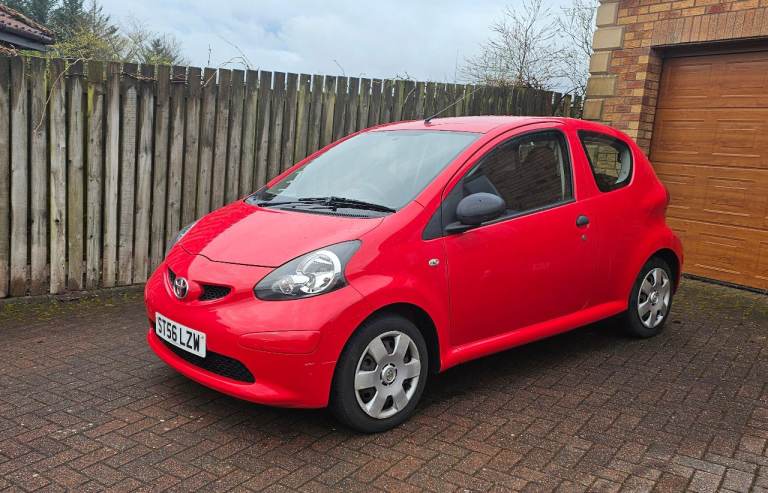 Toyota, AYGO, Hatchback, 2006, Manual, 998 (cc), 3 doors