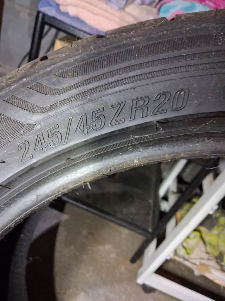 Toledo 245/45/20 99w 6mm