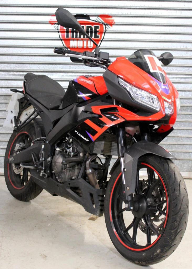 2025 25 APRILIA TUONO 125 LEARNER LEGAL TRADE SALE 2064 MILES RED NEW MOT CAT N
