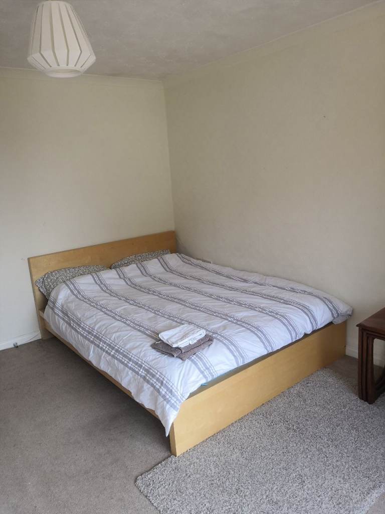 3 Bedroom Flat to Rent in Westend near University of Glasgow