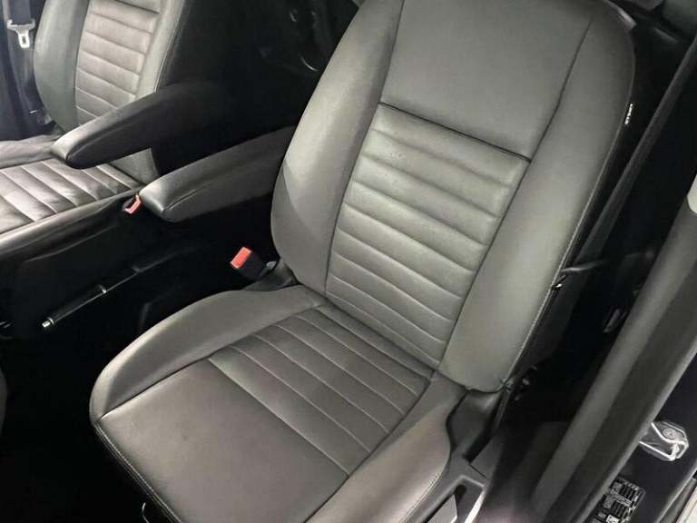 2022 Ford Tourneo Custom 2.0 EcoBlue Hybrid 185ps L/R 8 Seater Titanium X MPV DIESEL Manual