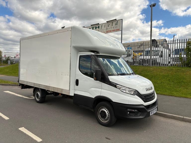 Iveco Daily 35S14 BUSINESS 4 METRE LUTON BOX VAN C/W TAILIFT 2023 @ £157550+VAT