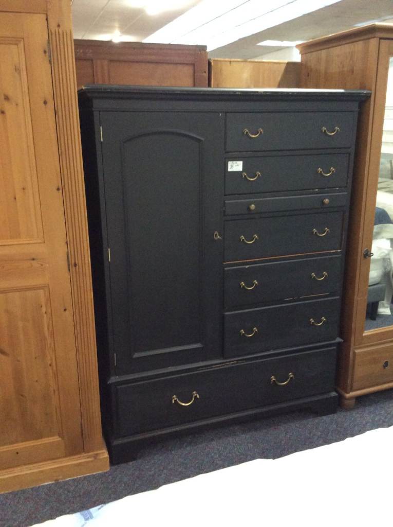 Combined wardrobe/ chest of drawers  #63409  £150