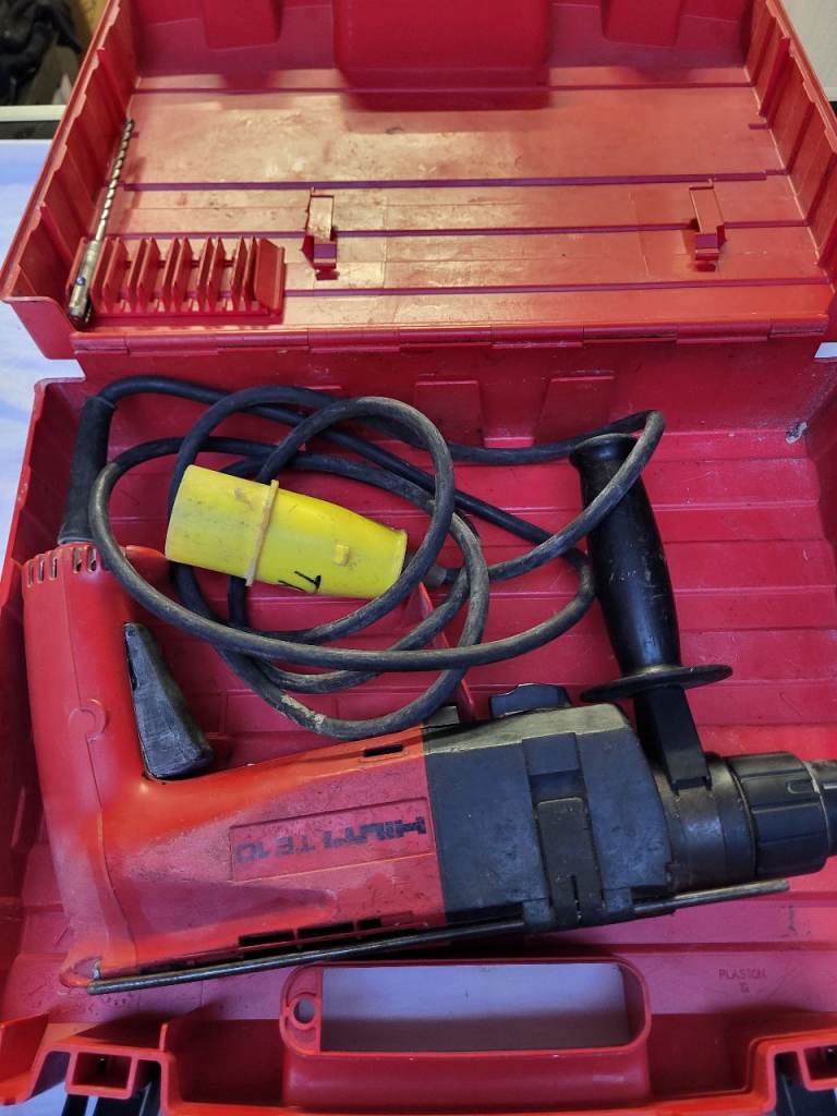 HILTI TE10 110v Hammer Drill Only.