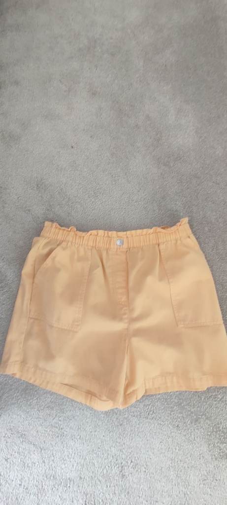 HOLIDAY CLOTHES ALL UNWORN 