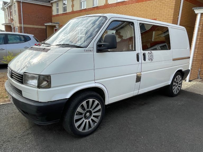 Campervan: Volkswagen, TRANSPORTER CARAVELLE, 1995, 2370 (cc)