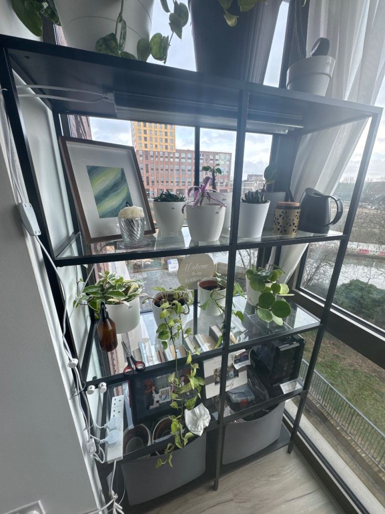 VITTSJÖ Ikea shelving unit