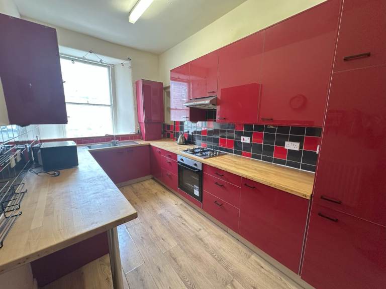 142c Nethergate Room 3, Student Flatshare