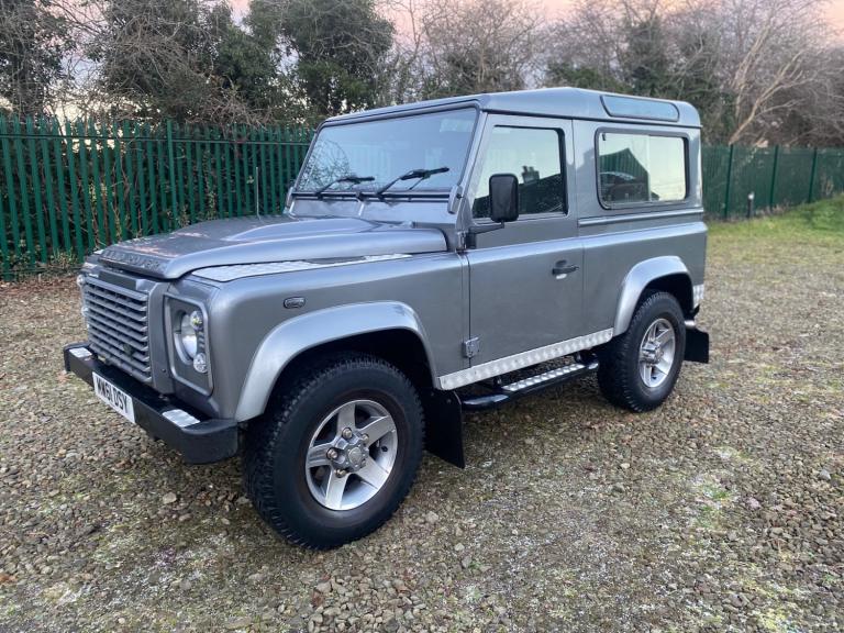 2012 Land Rover Defender Station Wagon 2.4 TDCi DEFENDER 90 XS  4X4 UTILITY Diesel Manual