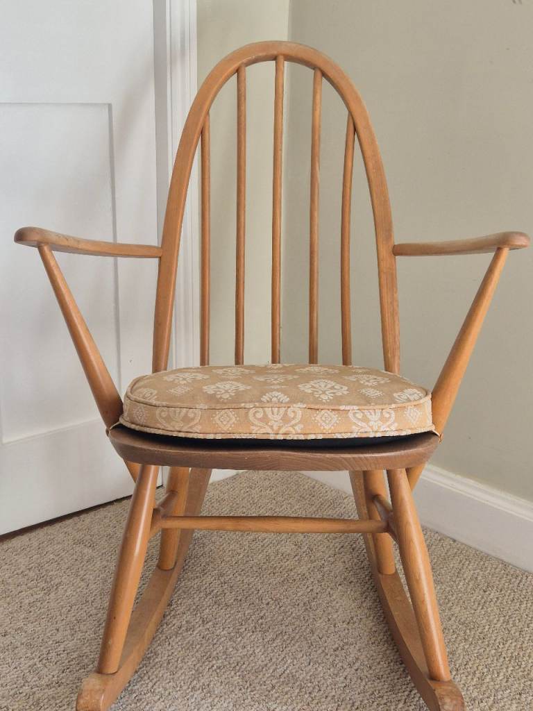 Authentic 1960 Vintage Ercol Quaker rocking chair (stamped)