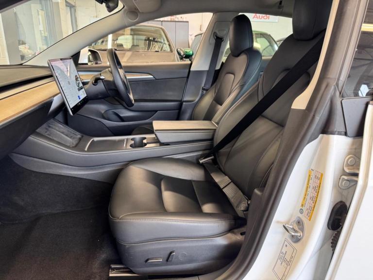 TESLA MODEL 3 (Dual Motor) Long Range Auto 4WDE 4dr 2021