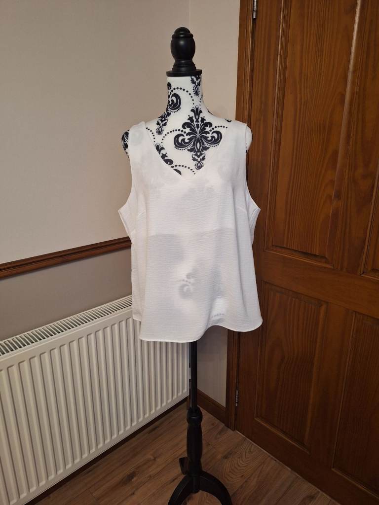 George Sleeveless Vest Top