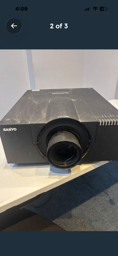 SANYO 2K PROJECTOR – Good Condition, Home Cinema Ready