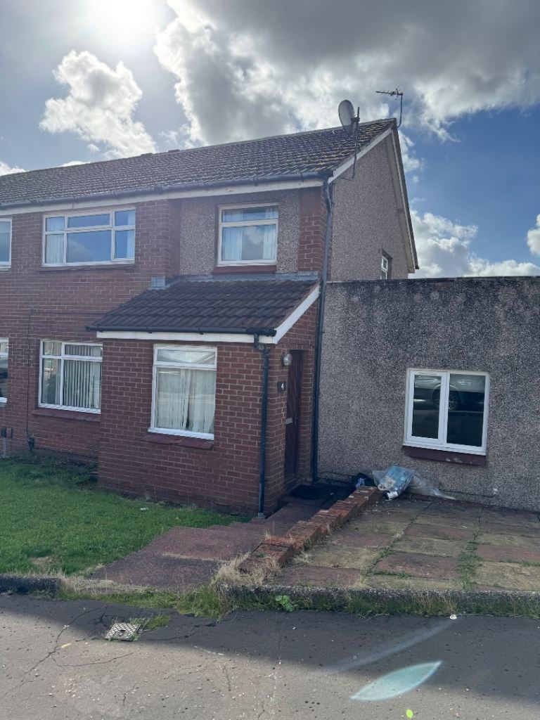 4 BEDROOM SEMI HOUSE BISHOPBRIGGS 