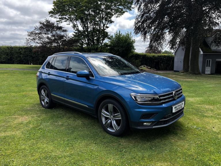 Volkswagen Tiguan 2.0d SEL R Line Plus specification, Pa roof,sat nav and more.