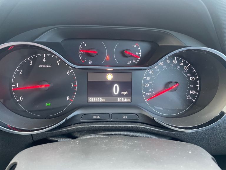 Vauxhall, CROSSLAND X, Hatchback, 2019, Manual, 1199 (cc), 5 doors