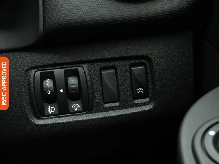 2016 Renault Clio 1.6 TCe Renaultsport Nav Lux Hatchback 5dr Petrol Auto Euro 6 (200 ps) Hatchbac...