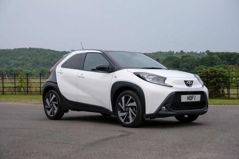2023 Toyota Aygo X 1.0 VVT-i Edge 5dr Auto HATCHBACK Petrol Automatic