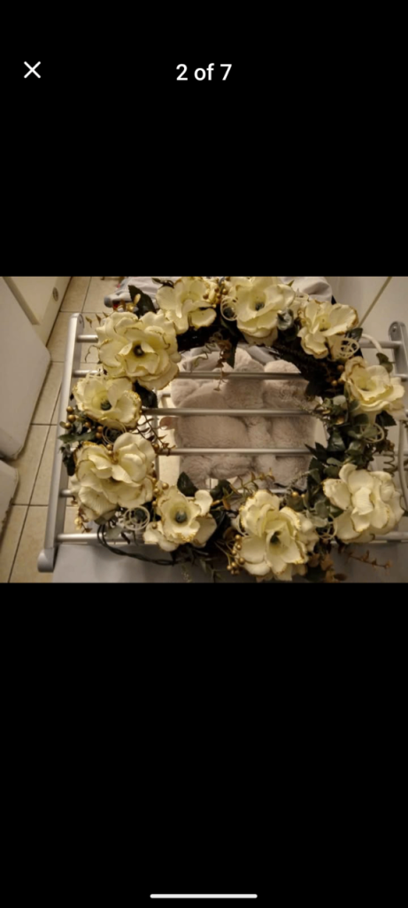 Lovely Light Up White Rose Indoor Wreath.