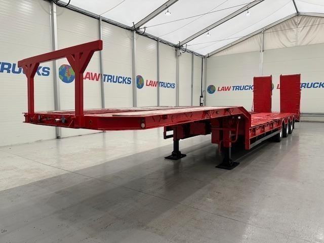 King GTS 44 Tri Axle Machinery Carrier Lowloader