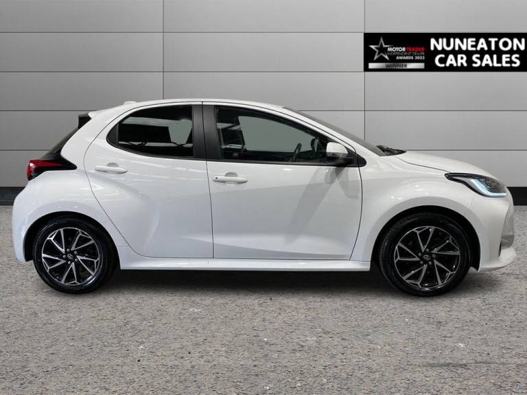 2022 Toyota Yaris 1.5 VVT-h Design Hatchback 5dr Petrol Hybrid E-CVT Euro 6 (s/s) (116 ps) Hatchb...