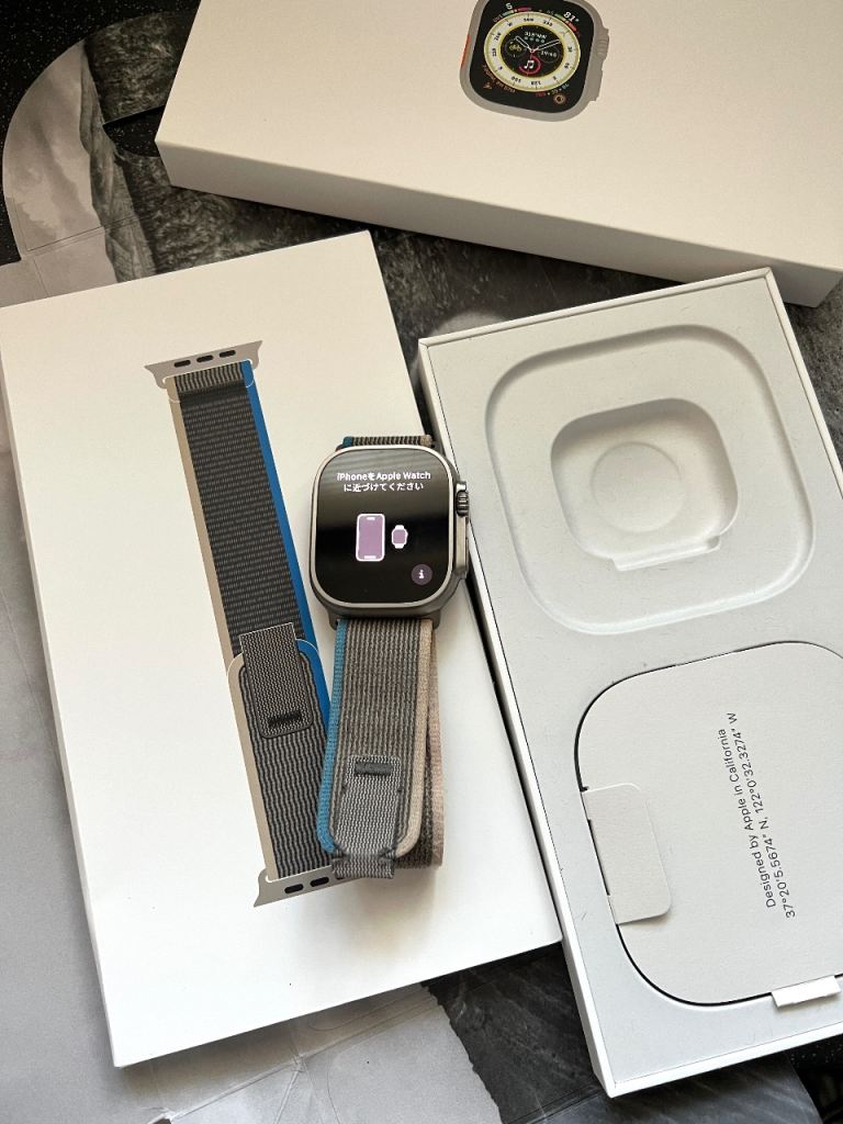 Apple Watch Ultra 49mm Cellular + GPS Titanium