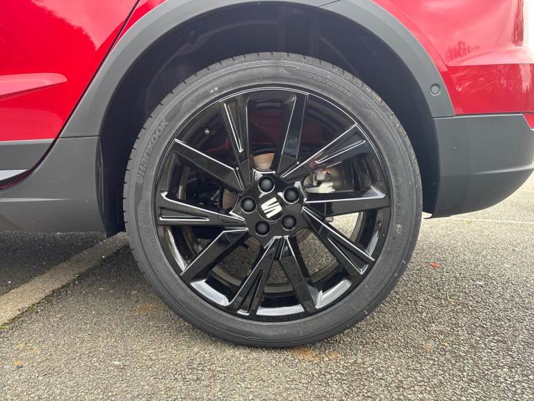 2025 SEAT Arona 1.0 TSI 115 FR Black Edition 5dr Hatchback PETROL Manual