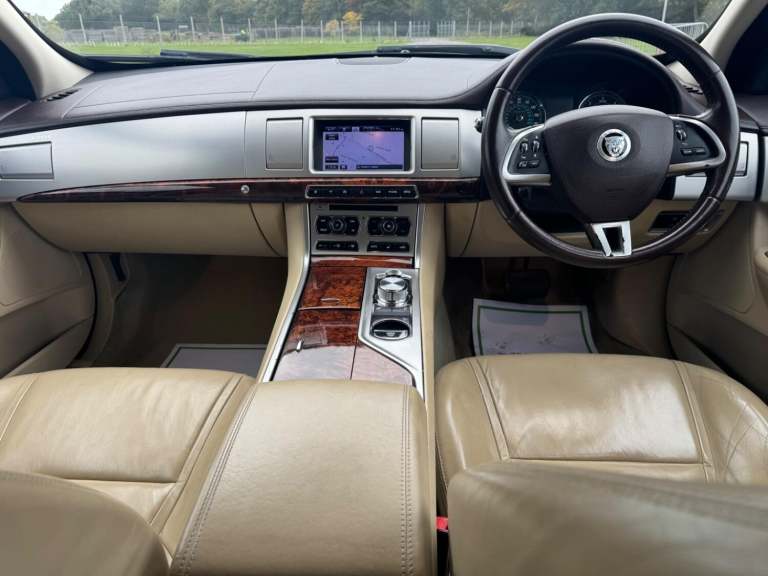 JAGUAR XF 2.2 d Premium Luxury 2013