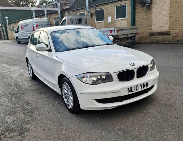BMW, 1 SERIES, 116D. 12 MONTH'S MOT, SERVICE HISTORY Hatchback, 2010, Manual, 1995 (cc), 5 doors