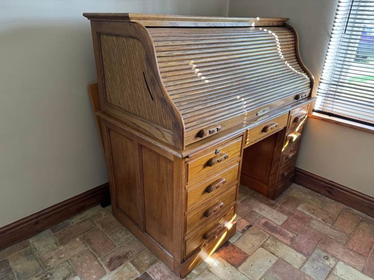 Roll Top Desk