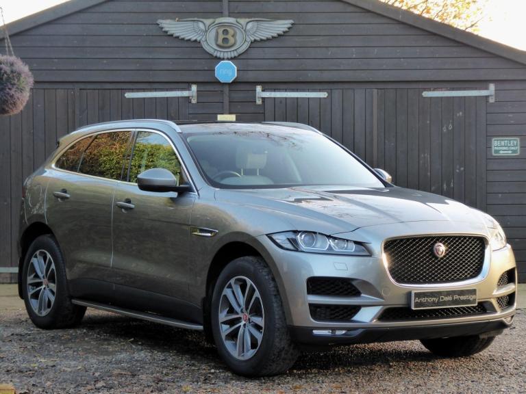 2018 Jaguar F-Pace 2.0 Portfolio 5dr Auto AWD ESTATE PETROL Automatic