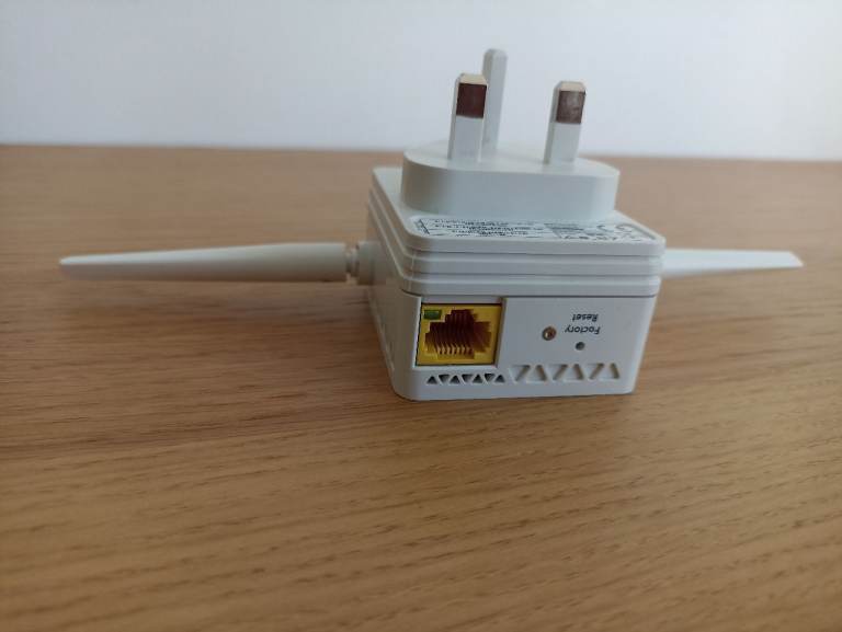 Netgear Wifi Range Extender 2.4ghz