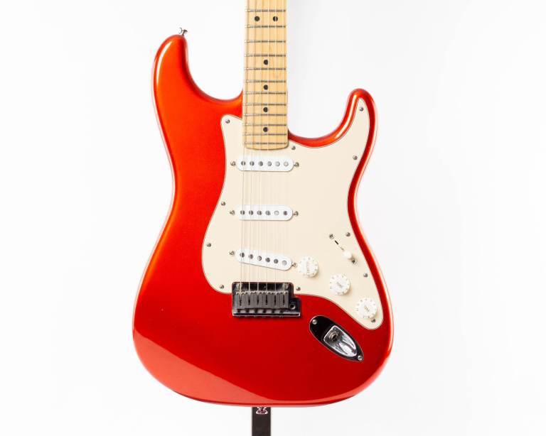 Fender American Deluxe Stratocaster Body Highway One Neck 2006 Chrome Red
