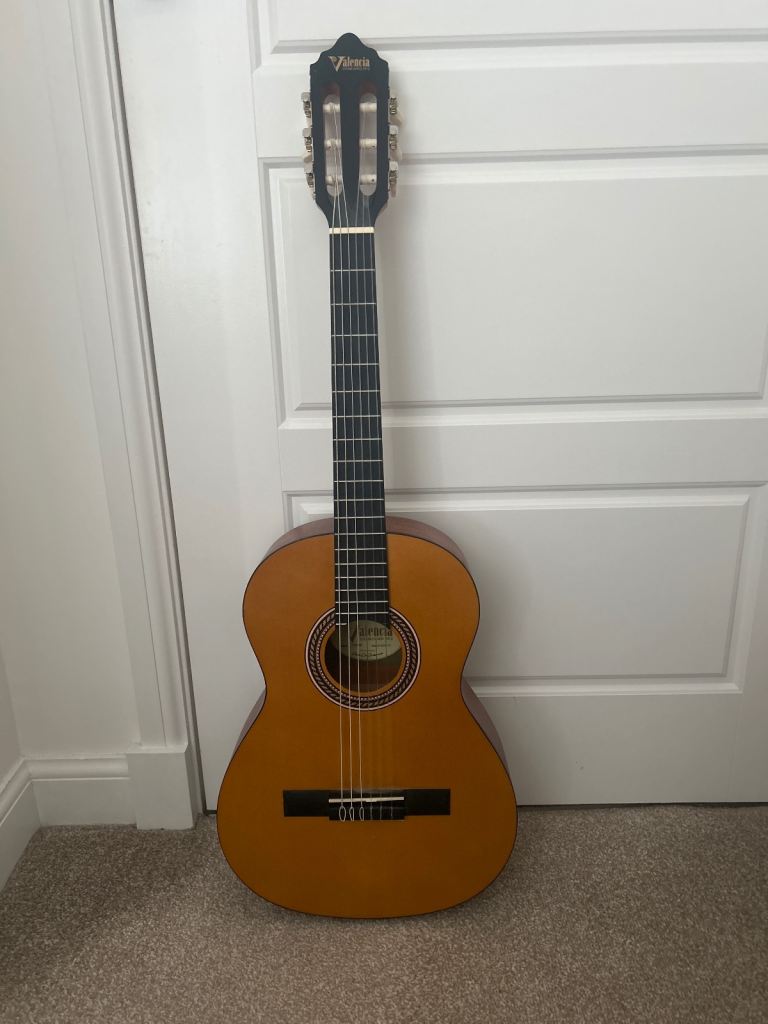 Valencia 3/4 Acoustic Guitar 