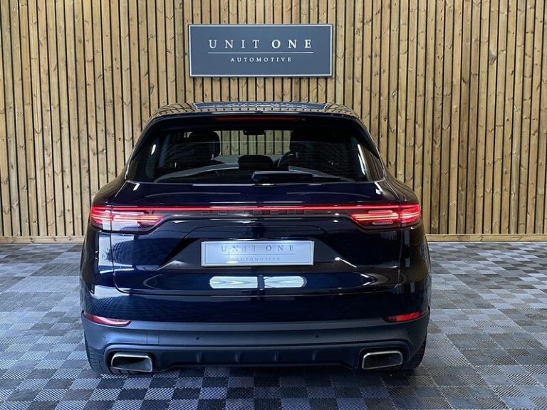 2022 Porsche Cayenne V6 E-Hybrid SUV HYBRID Automatic