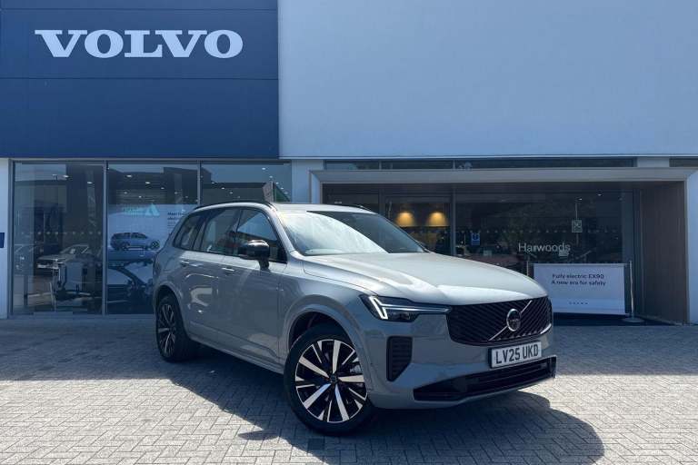 2025 Volvo XC90 2.0 T8 18.8kWh Plus SUV 5dr Petrol Plug-in Hybrid Auto 4WD Euro 6 (s/s) (45 ESTAT...
