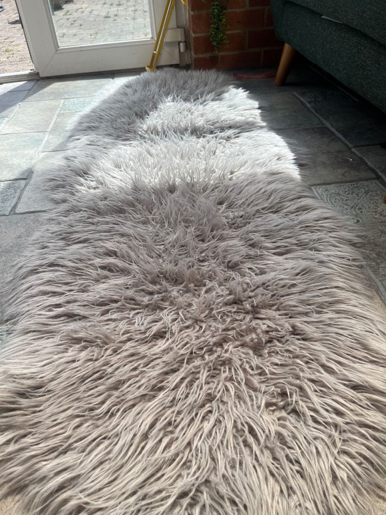 Large Grey Faux Sheepskin Rug